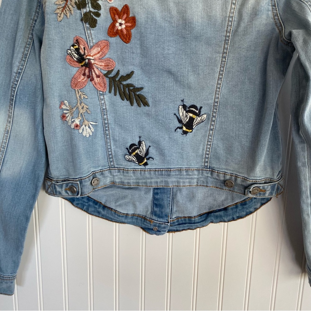 William Rast Blue Floral Embroidered Jean Jacket - Picture 6 of 11